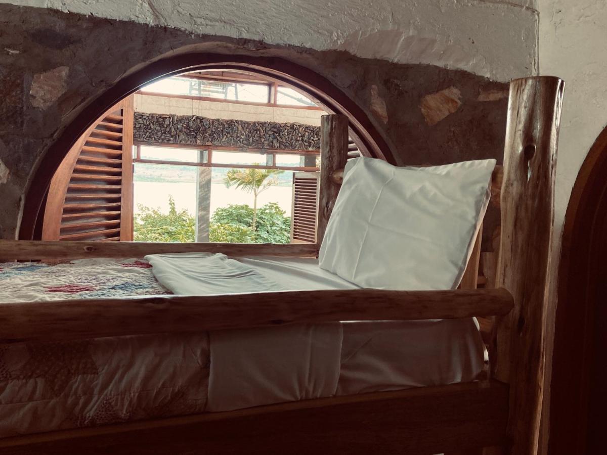 Home Onthe Nile Dorm ジンジャ エクステリア 写真